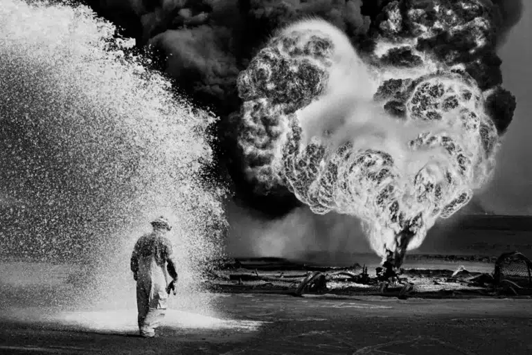 Engagé pour l’écologie, le photographe Sebastiano Salgado fête ses 50 ans de carrière